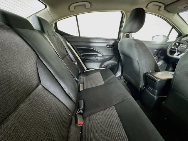 Used 2020 Nissan Versa SV FWD image 24