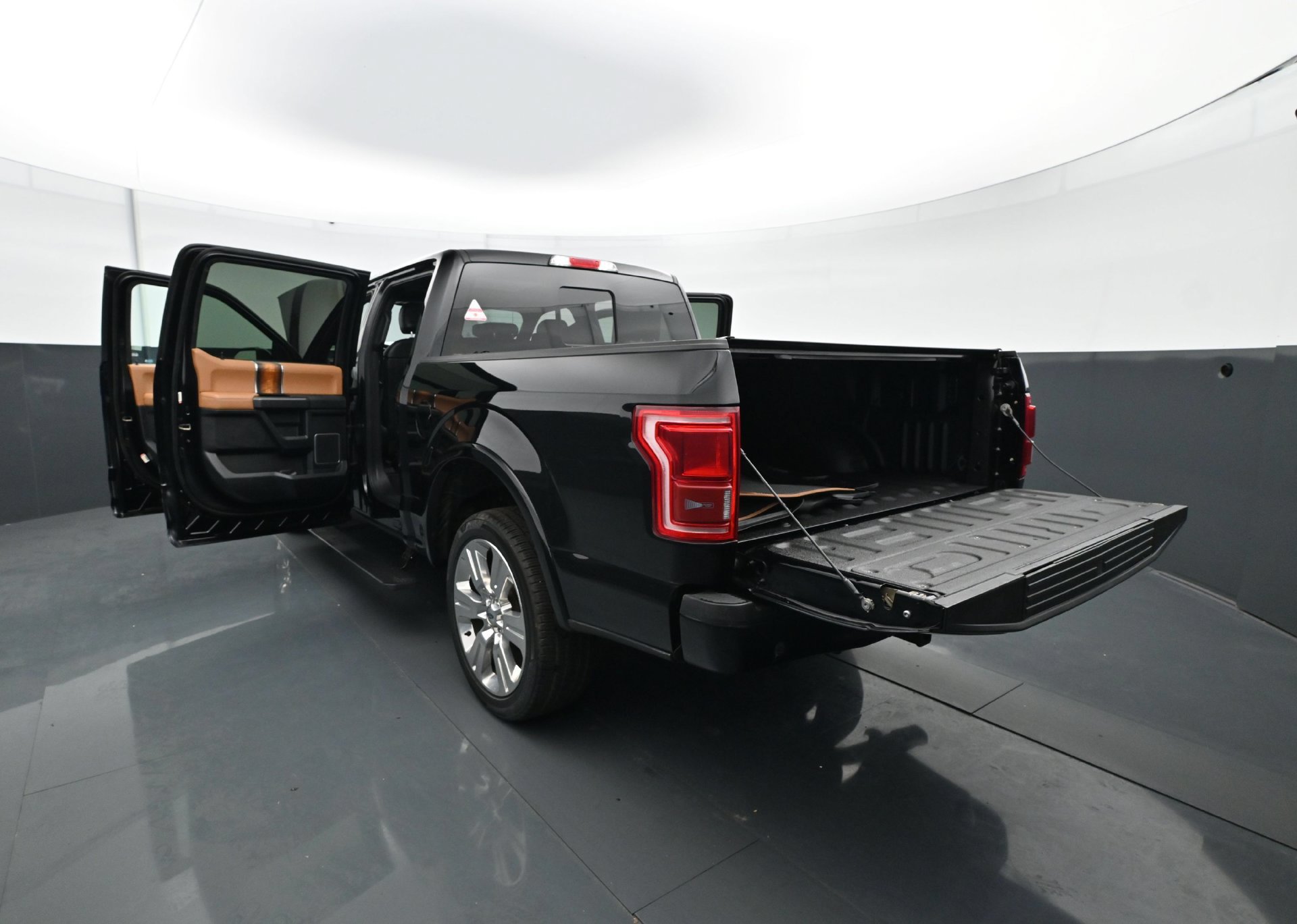 Used 2017 Ford F150 Limited AWD/4WD image 34