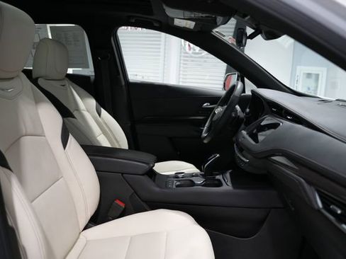Used 2022 Cadillac XT4 Sport AWD/4WD image 22