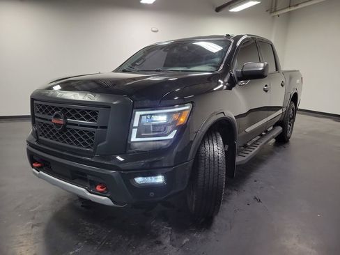 Used 2021 Nissan Titan PRO-4X w/ Pro-4x Utility Package image 4