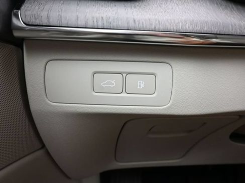 New 2026 Volvo XC90 T8 Ultra w/ Protection Package Premier AWD/4WD image 29