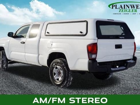 Used 2021 Toyota Tacoma SR image 2