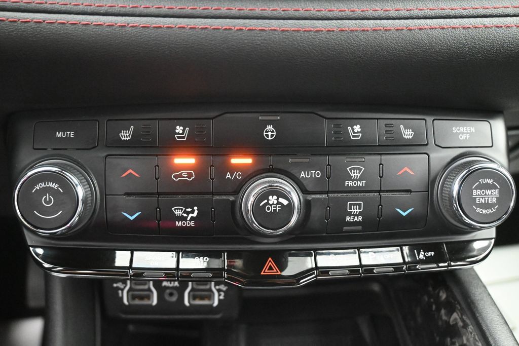 Used 2024 Dodge Durango R/T AWD/4WD image 18