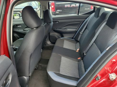Used 2025 Nissan Versa SV FWD image 10