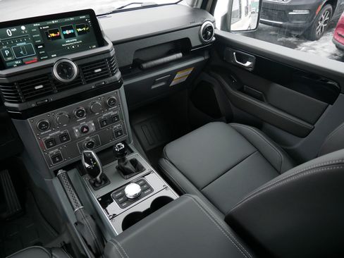 New 2026 INEOS Grenadier Fieldmaster Edition image 11