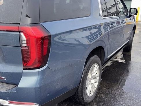 Certified 2025 GMC Yukon XL Denali w/ Sun & Power Step Package image 8