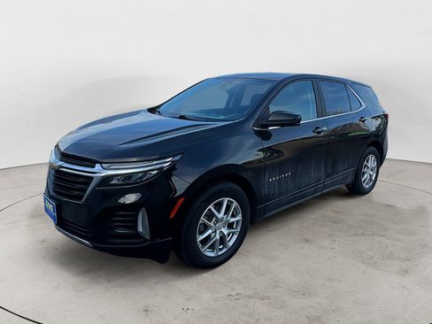 Used 2022 Chevrolet Equinox LT image 1