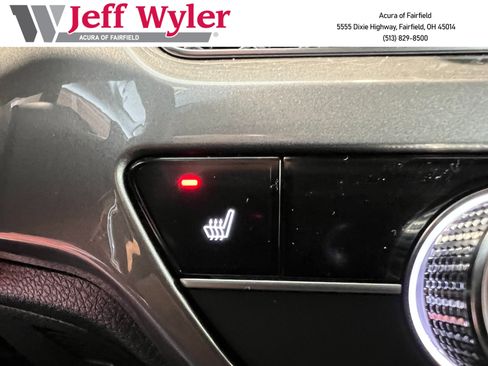 New 2025 Acura Integra image 24