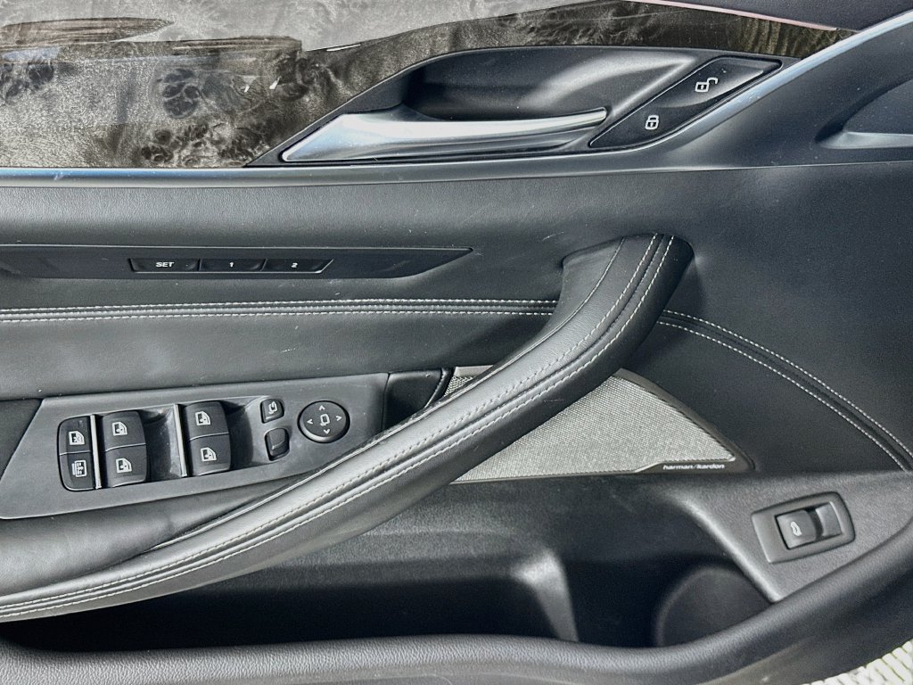 Used 2018 BMW M550i xDrive AWD/4WD image 18
