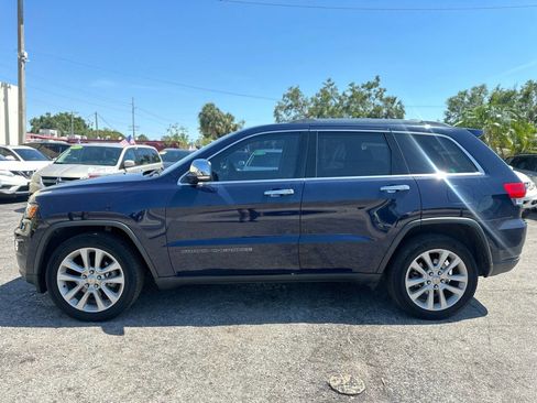 Used 2017 Jeep Grand Cherokee Limited w/ Trailer Tow Group IV image 4