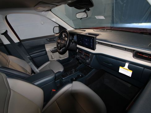 New 2026 Ford Maverick Lariat image 16