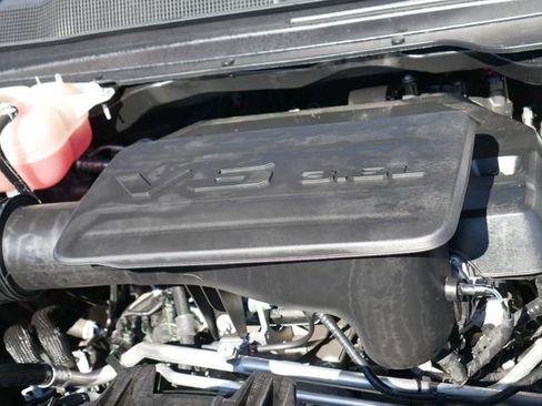 Used 2021 RAM 1500 Big Horn image 9