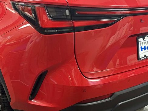 Used 2022 Lexus NX 350 AWD image 8