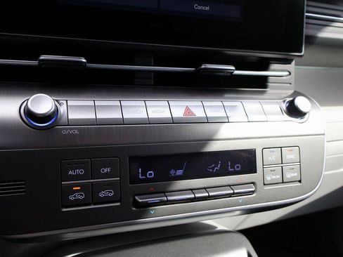 New 2026 Hyundai Kona SEL Premium image 36