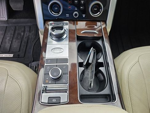 Used 2019 Land Rover Range Rover Long Wheelbase Supercharged AWD/4WD image 24