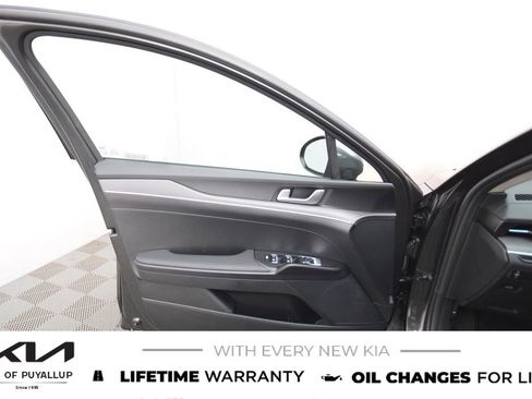 New 2026 Kia K5 LXS image 9