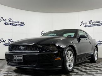 Used 2014 Ford Mustang Coupe RWD video 2