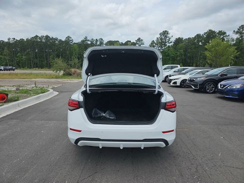 Used 2025 Nissan Sentra S FWD image 14