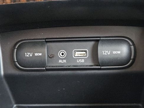 Used 2019 Kia Sorento EX image 17