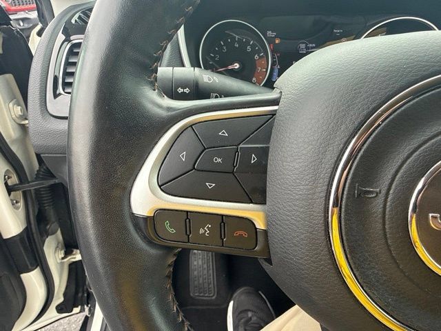 Used 2018 Jeep Compass Limited AWD/4WD image 15