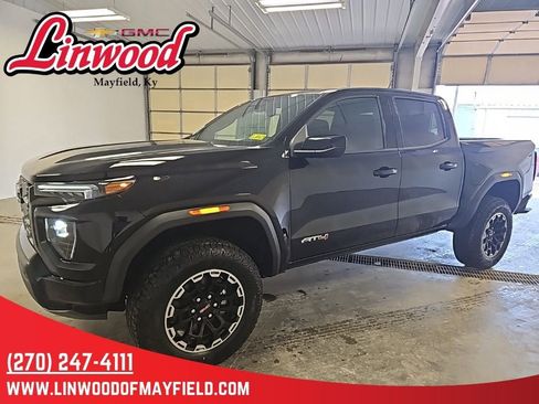 New 2026 GMC Canyon AT4 w/ AT4 Premium Package image 5