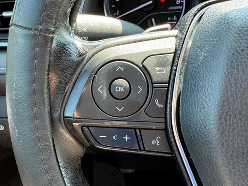 Used 2019 Toyota Camry SE w/ Convenience Package FWD image 25