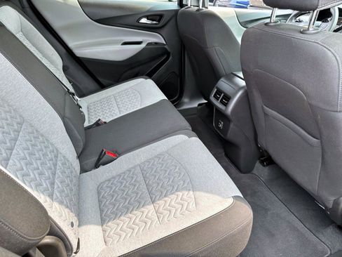 Certified 2022 Chevrolet Equinox LS w/ LS Convenience Package image 9