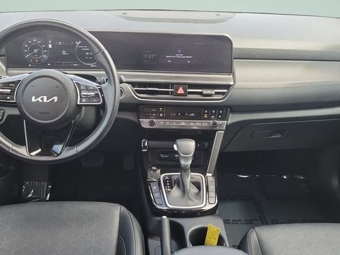 Used 2024 Kia Seltos EX AWD/4WD image 11