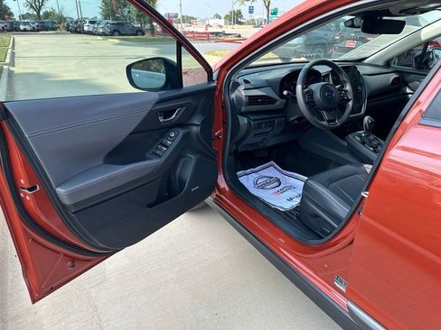 Used 2024 Subaru Crosstrek 2.5i Limited w/ Popular Package #4A AWD/4WD image 15