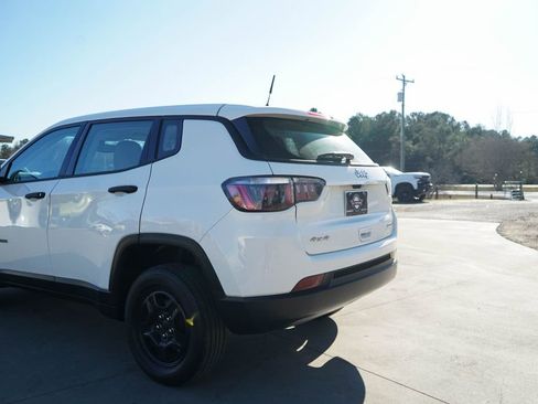 Used 2018 Jeep Compass Sport image 15