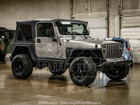Used 2002 Jeep Wrangler SE AWD/4WD image 1