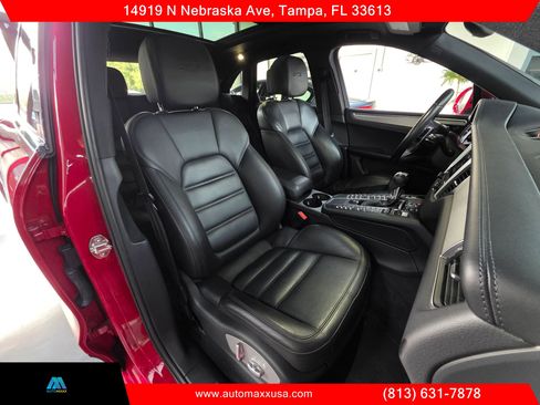 Used 2017 Porsche Macan GTS image 35