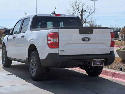 New 2026 Ford Maverick XLT image 3