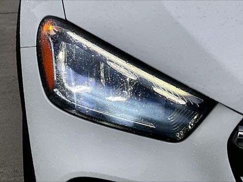 Used 2024 Mercedes-Benz GLE 350 4MATIC image 29