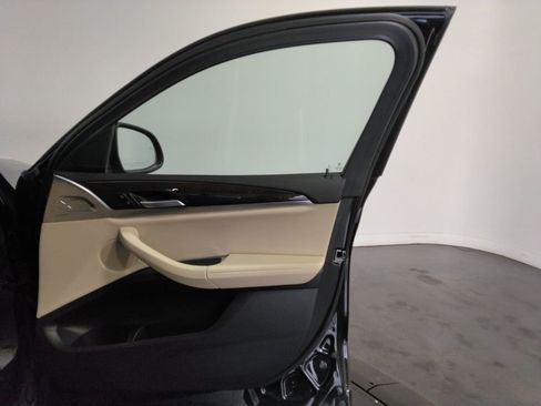 Used 2023 BMW X4 xDrive30i w/ Premium Package image 39