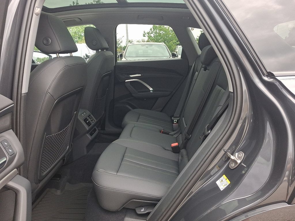 New 2026 Audi Q5 2.0T AWD/4WD image 5