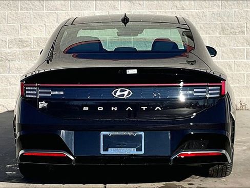 New 2025 Hyundai Sonata SEL image 4