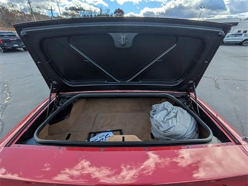 Used 1998 Chevrolet Corvette Convertible w/ Memory Pkg image 25