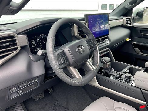 New 2026 Toyota Tundra Limited AWD/4WD image 7