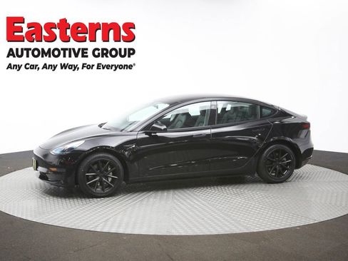 Used 2023 Tesla Model 3 Standard Range image 54