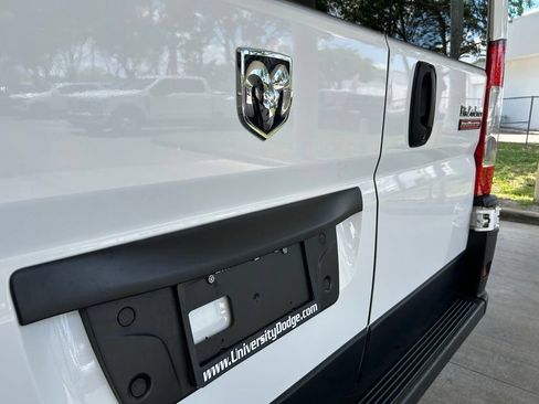 Used 2022 RAM ProMaster 2500 w/ Safety Group (A) FWD image 15