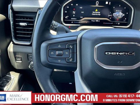 Used 2023 GMC Sierra 1500 Denali AWD/4WD image 12