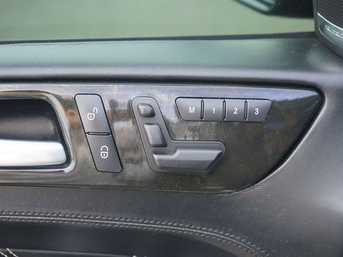 Used 2014 Mercedes-Benz ML 63 AMG 4MATIC image 11