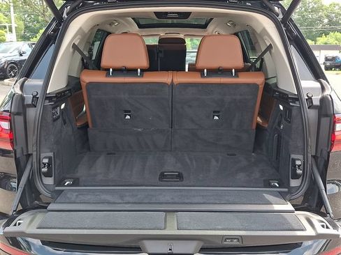 Used 2019 BMW X7 xDrive40i w/ Premium Package AWD/4WD image 27
