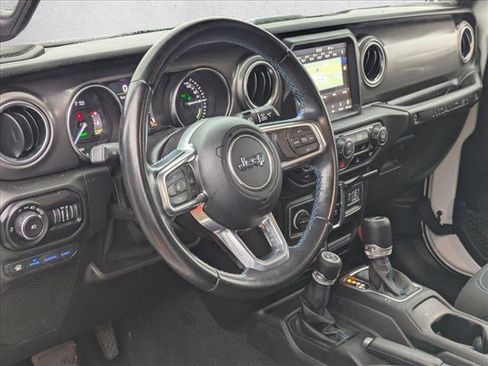 Used 2021 Jeep Wrangler Unlimited Rubicon 4xe image 9