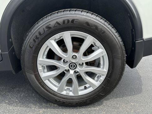 Used 2019 Nissan Rogue S w/ Special Edition Package AWD/4WD image 73