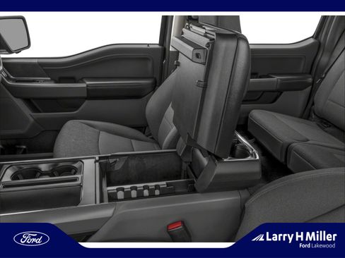 New 2026 Ford F150 XLT w/ Equipment Group 302A MID image 9