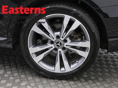 Used 2021 Mercedes-Benz C 300 4MATIC Sedan image 35