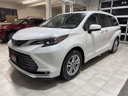 Used 2024 Toyota Sienna Platinum