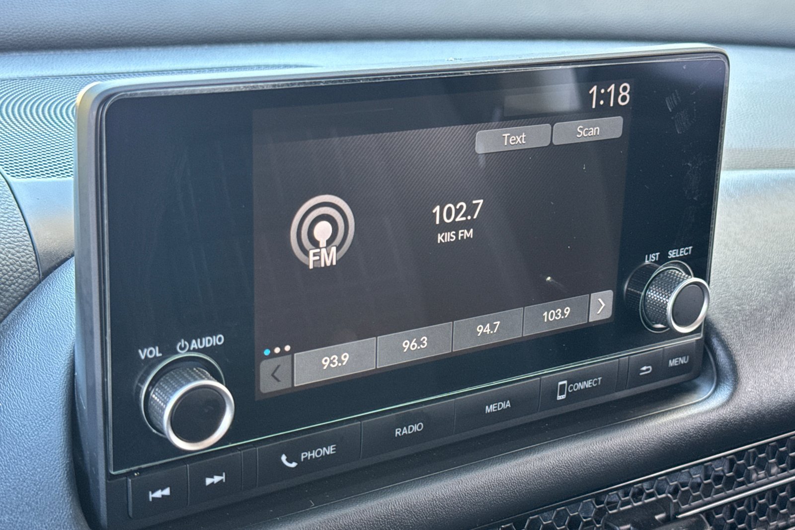 Used 2025 Honda HR-V LX image 19